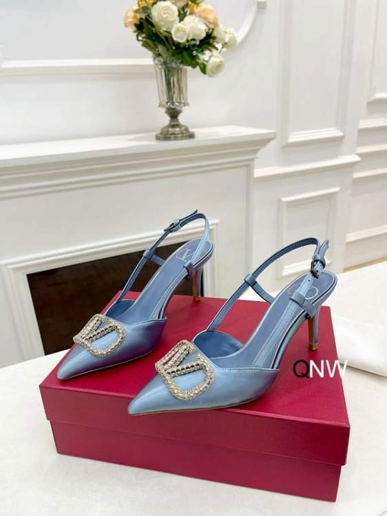 Picture of Valentino Shoes _SKUValentinosz35-404CM720207.5CM8CNW0503